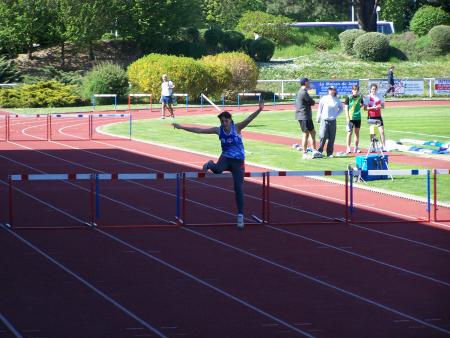 Charl�ne sur son premier tour de piste